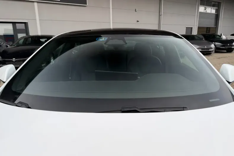 Tesla Model S din 2022 cu 70.666 km - oferta TES175583 - foto 6