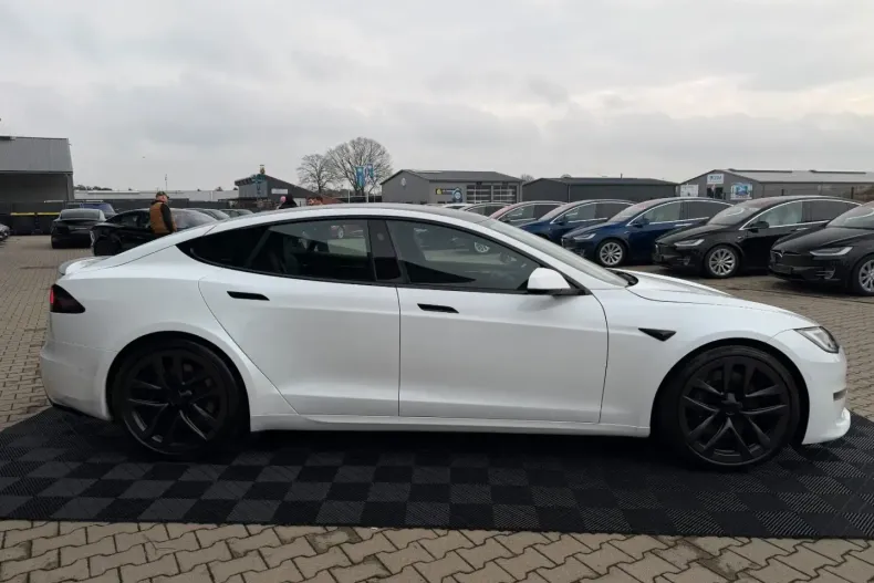 Tesla Model S din 2022 cu 70.666 km - oferta TES175583 - foto 9