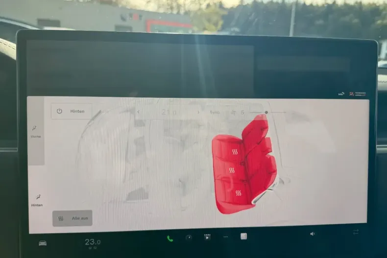 Tesla Model S din 2022 cu 70.666 km - oferta TES175583 - foto 34