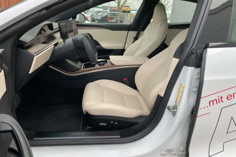 Tesla Model S din 2023 cu 39.999 km - oferta TES175585 - foto 15