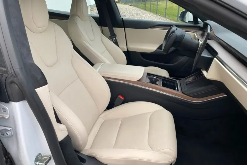 Tesla Model S din 2023 cu 39.999 km - oferta TES175585 - foto 24