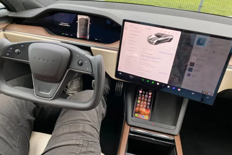 Tesla Model S din 2023 cu 39.999 km - oferta TES175585 - foto 29