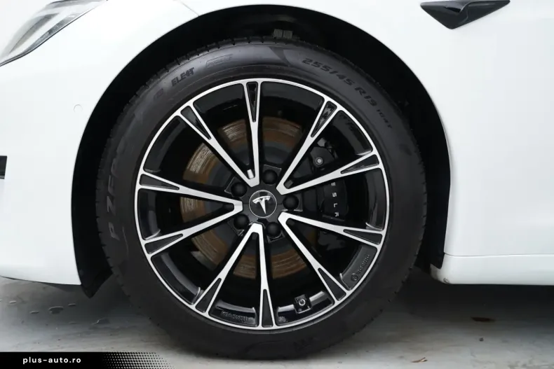 Tesla Model S din 2023 cu 17.400 km - oferta TES175589 - foto 14