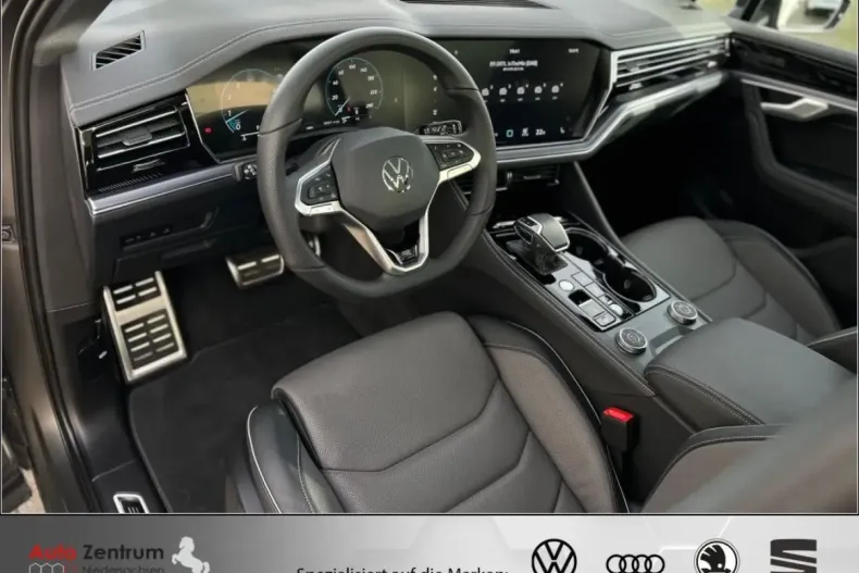 Volkswagen Touareg din 2025 cu 9.986 km - oferta VOL175600 - foto 2