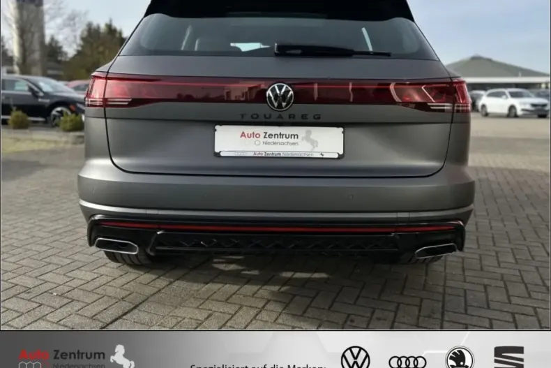 Volkswagen Touareg din 2025 cu 9.986 km - oferta VOL175600 - foto 4