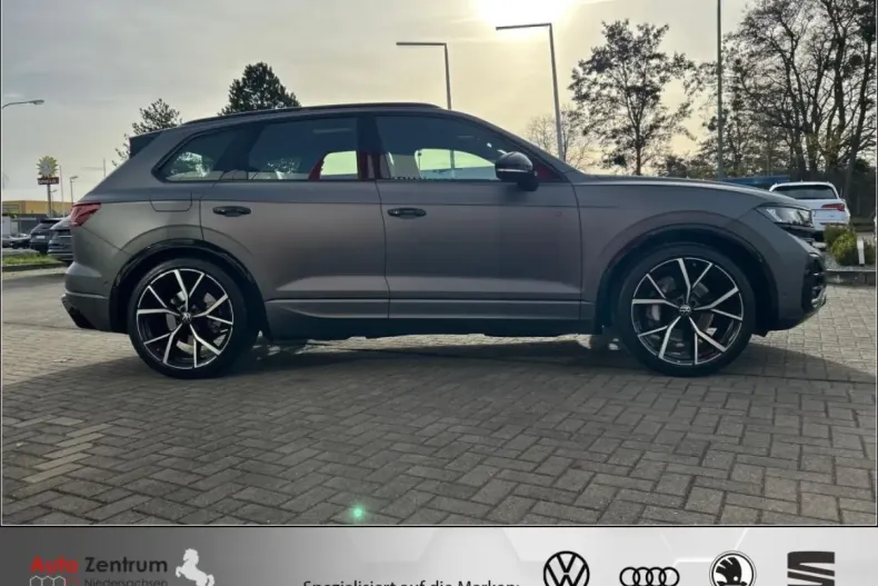 Volkswagen Touareg din 2025 cu 9.986 km - oferta VOL175600 - foto 7