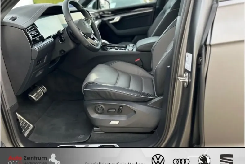 Volkswagen Touareg din 2025 cu 9.986 km - oferta VOL175600 - foto 11