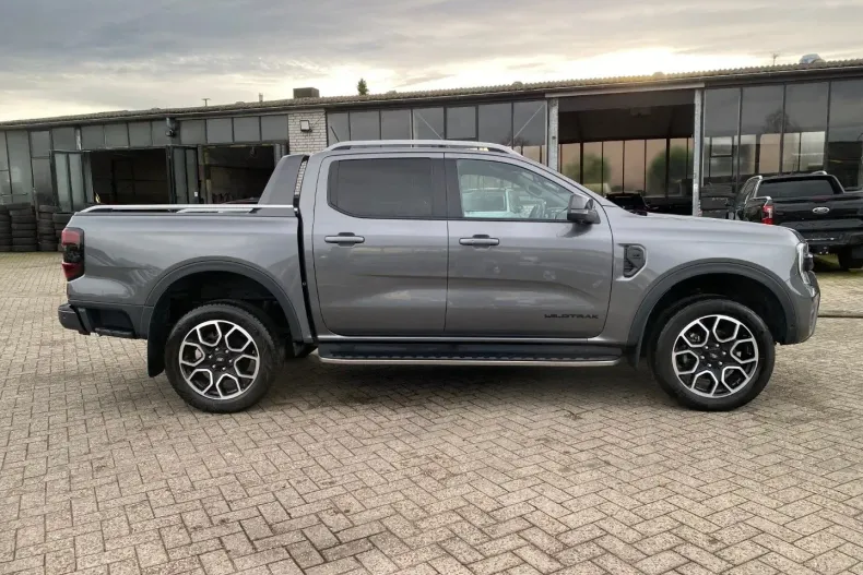 Ford Ranger din 2024 cu 60.100 km - oferta FOR175601 - foto 3