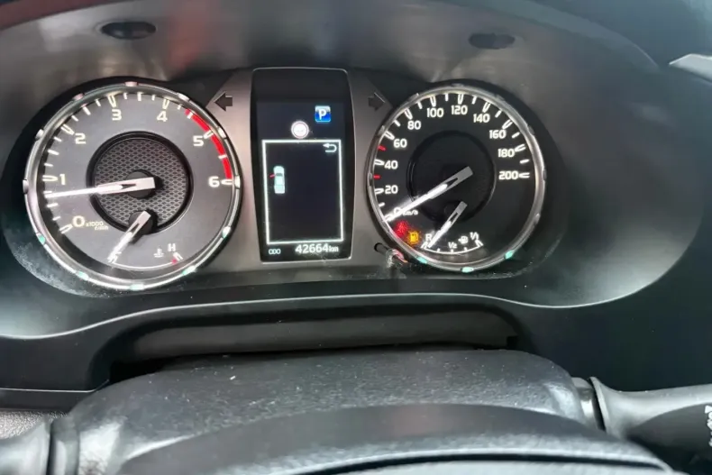 Toyota Hilux din 2022 cu 43.000 km - oferta TOY175606 - foto 10