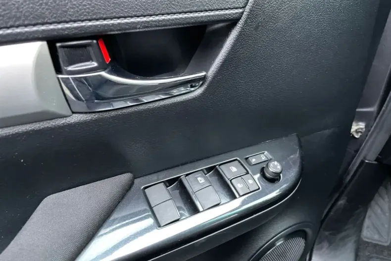 Toyota Hilux din 2022 cu 51.288 km - oferta TOY175609 - foto 21