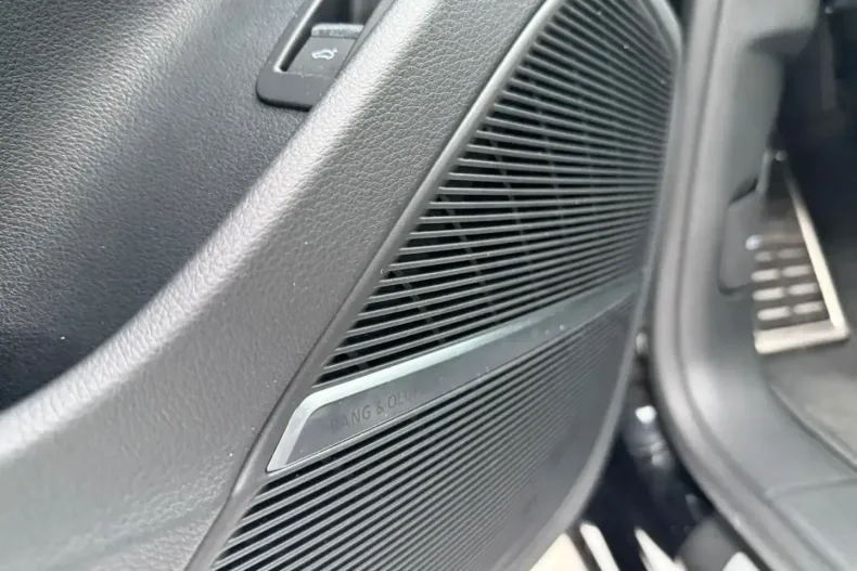 Audi Q8 din 2022 cu 79.490 km - oferta AUD175612 - foto 16