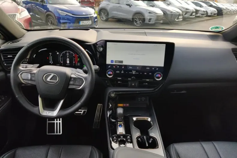 Lexus NX 450h din 2024 cu 15.000 km - oferta LEX175616 - foto 10
