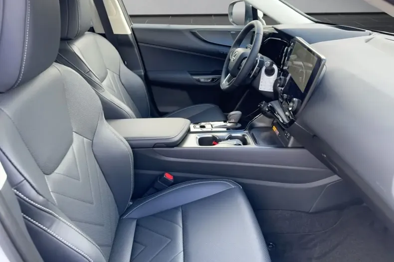 Lexus NX 450h din 2024 cu 17.500 km - oferta LEX175619 - foto 18