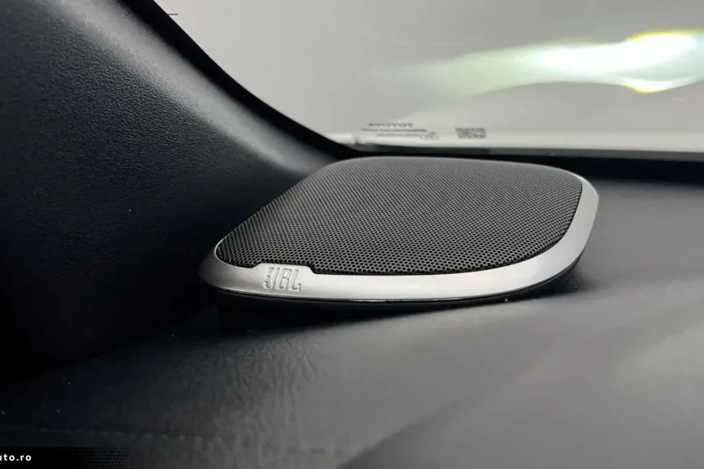 Toyota Hilux din 2024 cu 23.000 km - oferta TOY175624 - foto 13