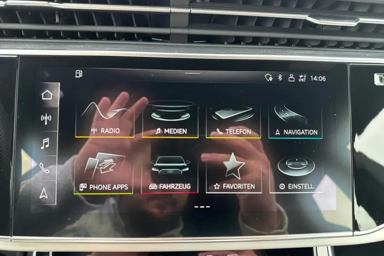 Audi Q8 din 2022 cu 84.635 km - oferta AUD175625 - foto 16