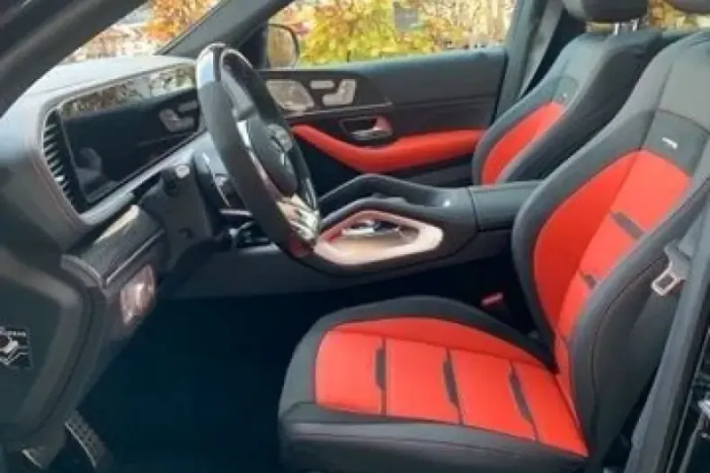 Mercedes-Benz GLE 63 AMG din 2023 cu 4.800 km - oferta MER175627 - foto 2