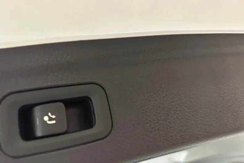 Mercedes-Benz GLE 63 AMG din 2023 cu 24.313 km - oferta MER175630 - foto 15