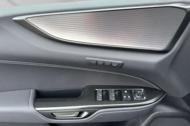 Lexus NX 450h din 2024 cu 27.900 km - oferta LEX175632 - foto 12