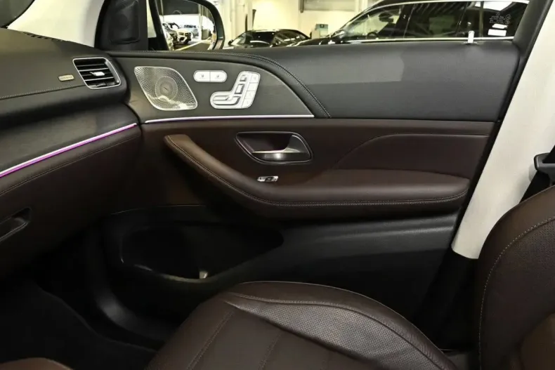 Mercedes-Benz GLE 400 din 2024 cu 25.500 km - oferta MER175633 - foto 12