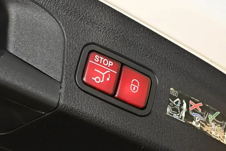 Mercedes-Benz GLE 400 din 2024 cu 25.500 km - oferta MER175633 - foto 23