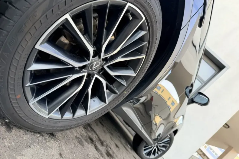 Lexus NX 450h din 2022 cu 46.861 km - oferta LEX175635 - foto 14