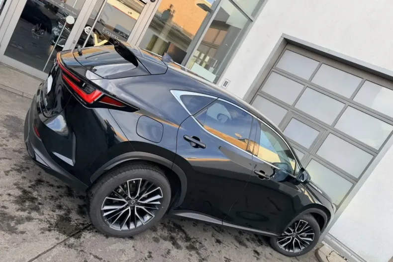 Lexus NX 450h din 2022 cu 46.861 km - oferta LEX175635 - foto 16