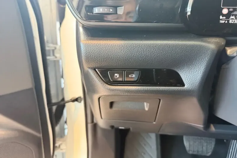 Lexus NX 450h din 2025 cu 8.195 km - oferta LEX175636 - foto 23