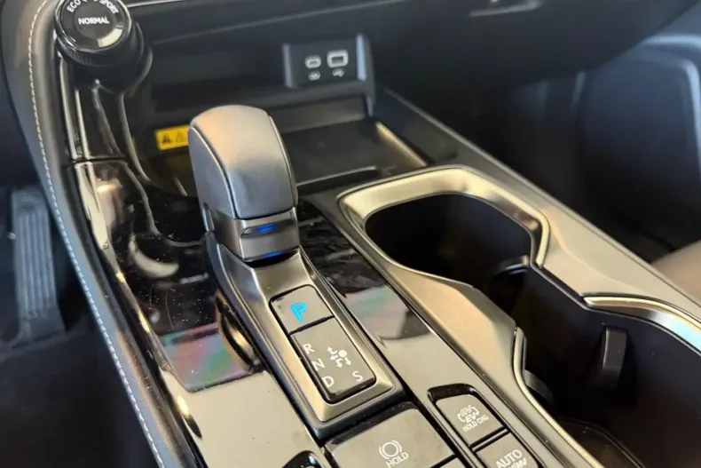 Lexus NX 450h din 2025 cu 8.195 km - oferta LEX175636 - foto 26