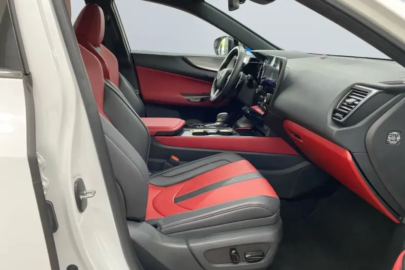 Lexus NX 450h din 2024 cu 25.164 km - oferta LEX175638 - foto 19