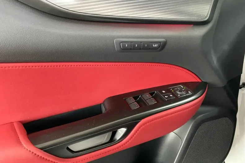 Lexus NX 450h din 2024 cu 25.164 km - oferta LEX175638 - foto 21