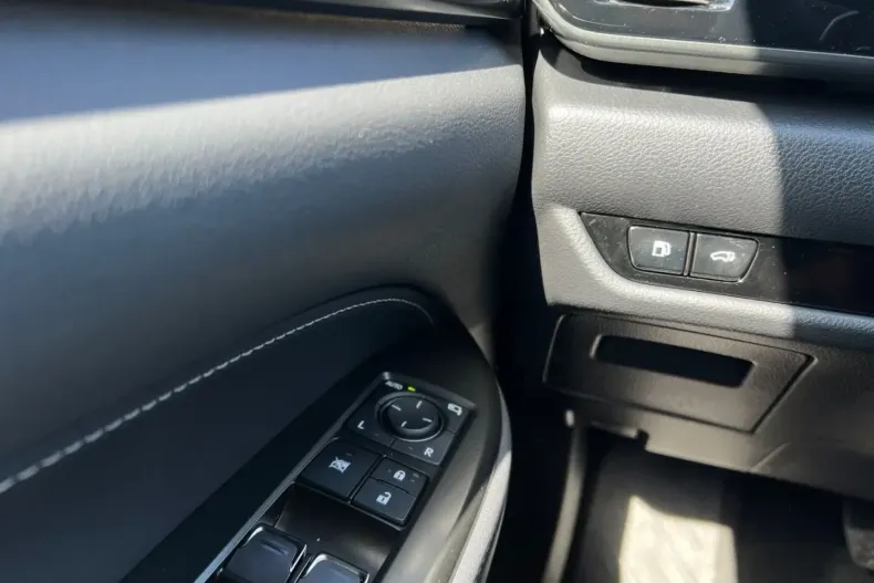 Lexus NX 450h din 2025 cu 14.282 km - oferta LEX175641 - foto 22