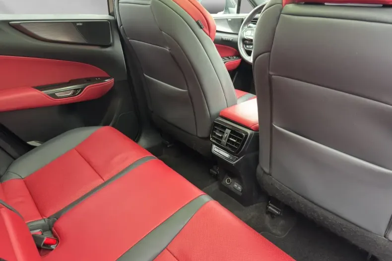 Lexus NX 350h din 2023 cu 31.310 km - oferta LEX175644 - foto 17