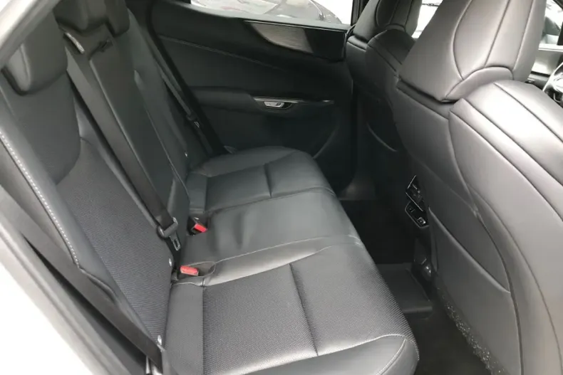 Lexus NX 450h din 2024 cu 58.200 km - oferta LEX175646 - foto 21