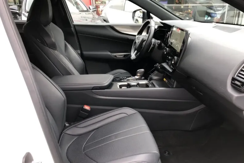 Lexus NX 450h din 2024 cu 58.200 km - oferta LEX175646 - foto 23