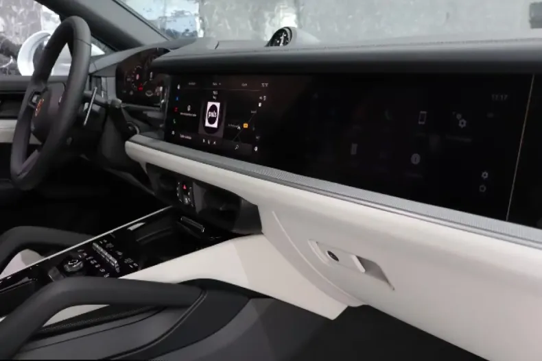 Porsche Cayenne din 2026 cu 100 km - oferta POR175651 - foto 3