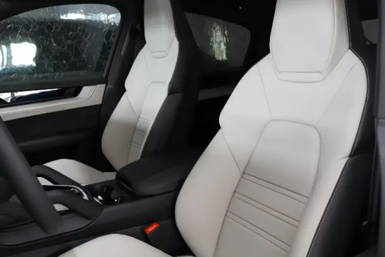 Porsche Cayenne din 2026 cu 100 km - oferta POR175651 - foto 9