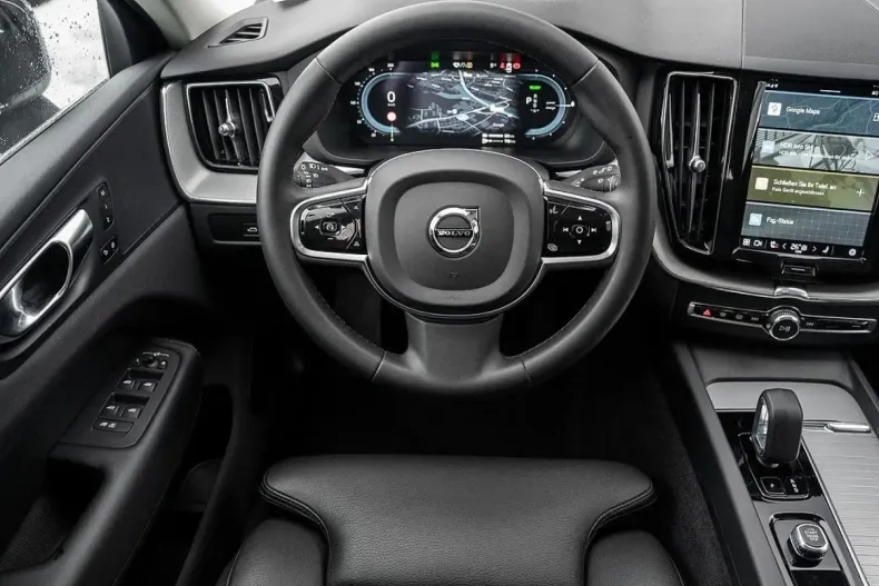 Volvo XC60 din 2022 cu 73.300 km - oferta VOL175653 - foto 11