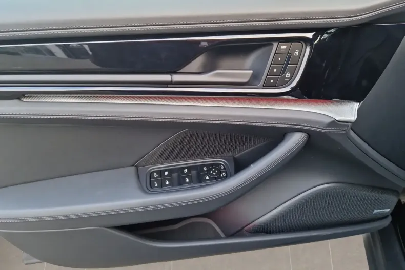 Porsche Panamera din 2024 cu 15.306 km - oferta POR175662 - foto 13