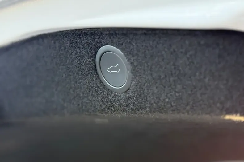 Tesla Model 3 din 2023 cu 47.000 km - oferta TES175671 - foto 17