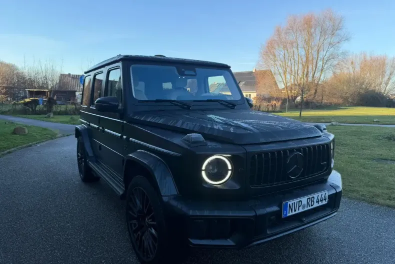 Mercedes-Benz G 63 AMG din 2025 cu 1.000 km - oferta MER175674 - foto 2