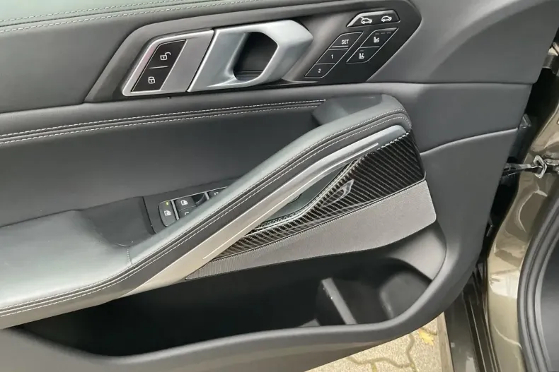 BMW X6 din 2023 cu 56.100 km - oferta BMW175681 - foto 19