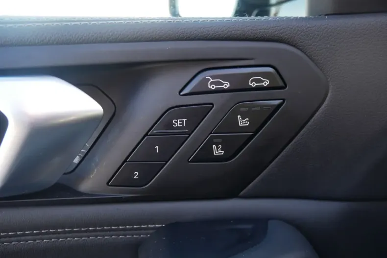 BMW X6 din 2022 cu 50.850 km - oferta BMW175687 - foto 25