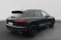 Volkswagen Touareg din 2022 cu 71.783 km - oferta VOL175694 - foto 2