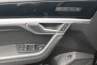 Volkswagen Touareg din 2022 cu 71.783 km - oferta VOL175694 - foto 8