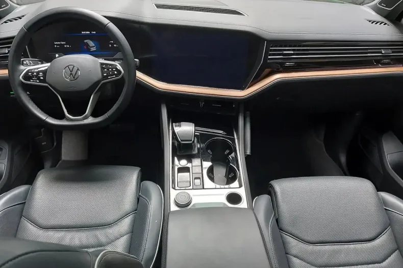 Volkswagen Touareg din 2022 cu 65.000 km - oferta VOL175698 - foto 11