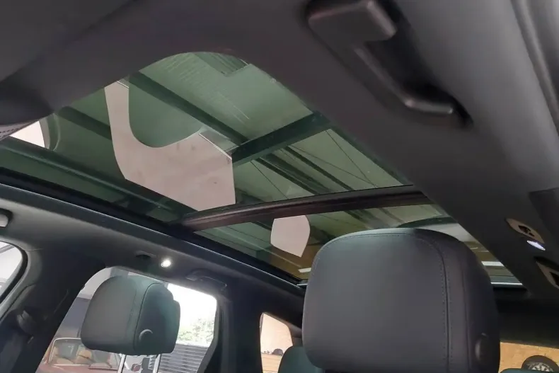 Volkswagen Touareg din 2022 cu 65.000 km - oferta VOL175698 - foto 16