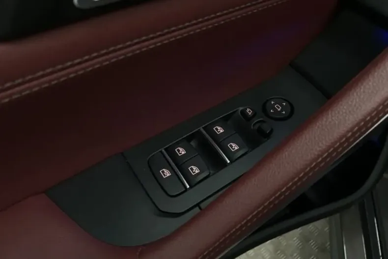 BMW X6 din 2021 cu 74.902 km - oferta BMW175705 - foto 37