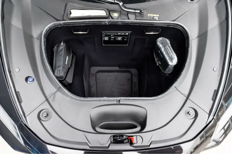 Ferrari F8 din 2021 cu 3.000 km - oferta FER175713 - foto 8