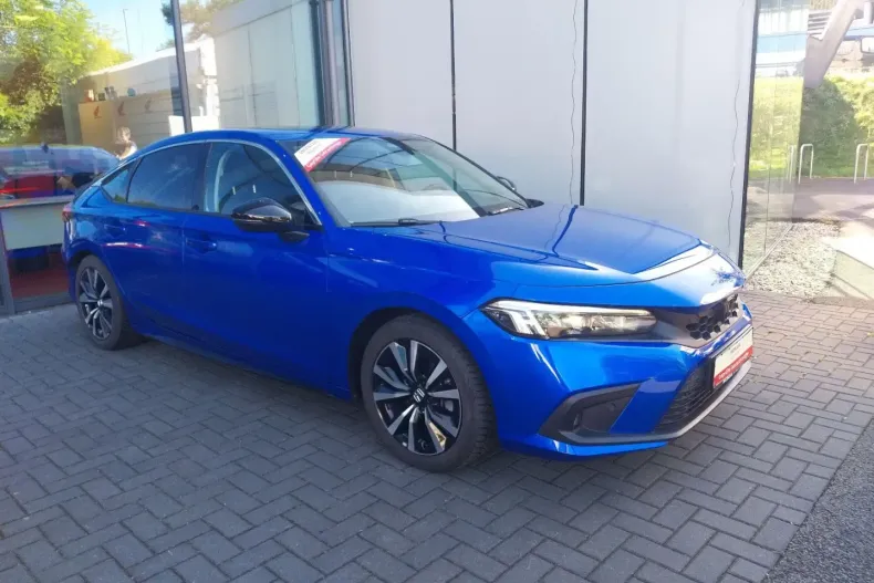 Honda Civic din 2024 cu 24.350 km - oferta HON175714 - foto 3