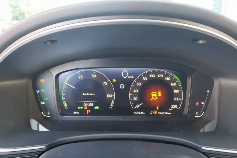 Honda Civic din 2024 cu 24.350 km - oferta HON175714 - foto 12